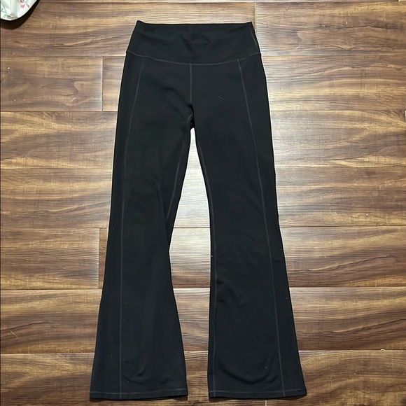 Fabletics Bootcut Legginga - Picture 2 of 3